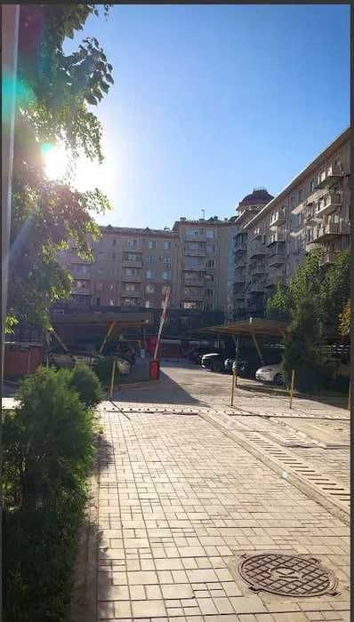 Элитная квартира 176 кв/м в центре. GABUS у Алайского баз. С гаражом!