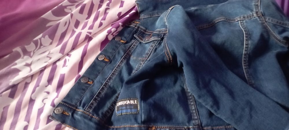 Дънков лот от две якета ново и като ново общо 30 лв,104-110,4-5 г.