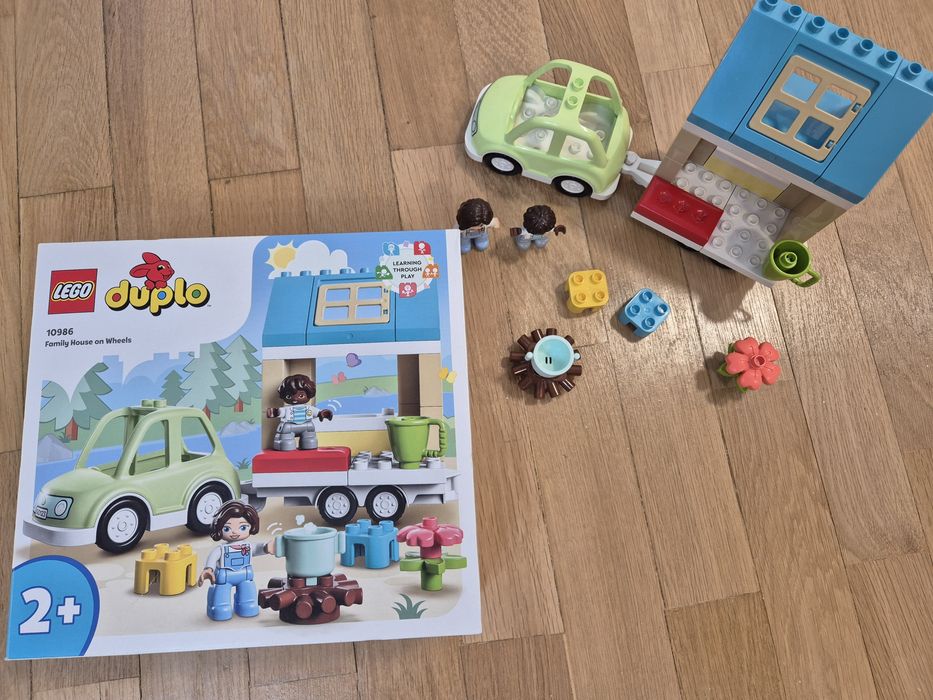 Lego Duplo 10986 casa de familie pe roti