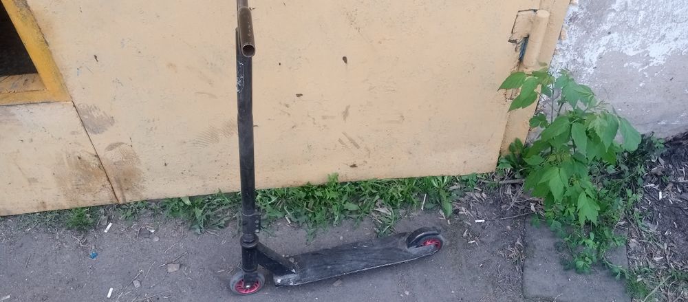 Продам трюковой самокат