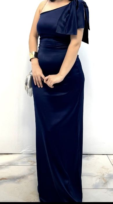 Вечерние платья