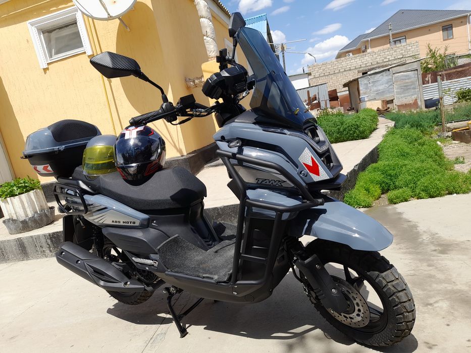 Скутер Танк BAS 175 куб