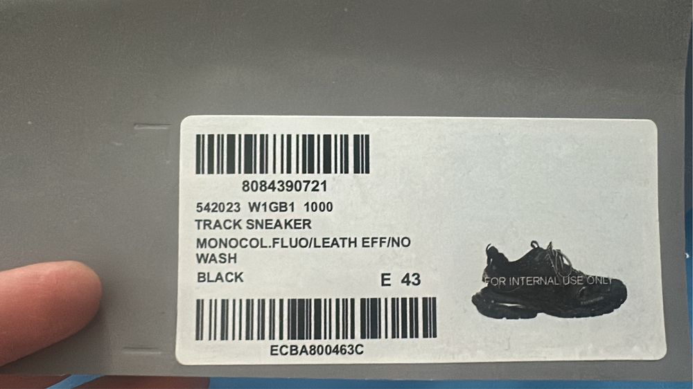 Vand balenciaga Track stare foarte buna