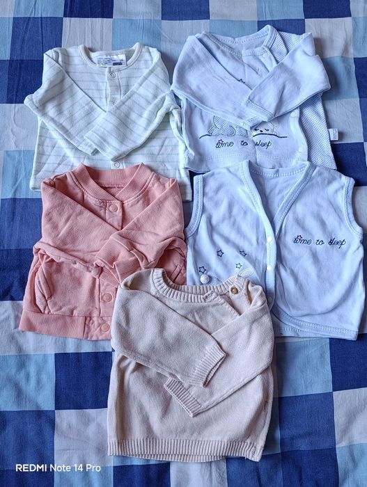 Продавам Бебешки Дрешки