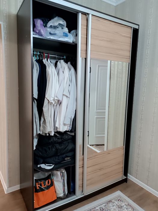 Продам шкаф раздвижной