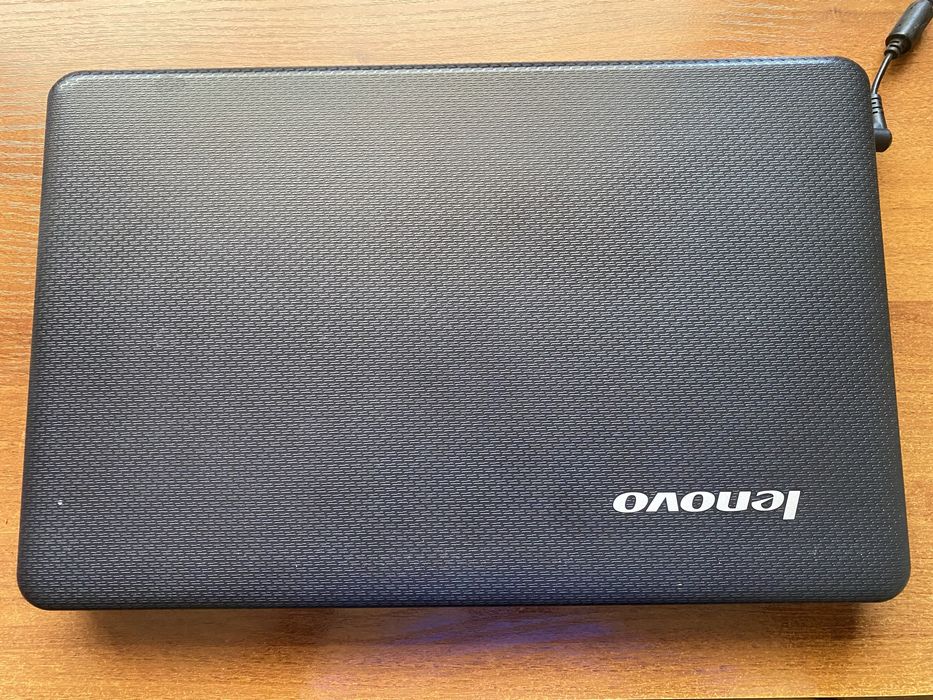 Лаптоп Lenovo G555