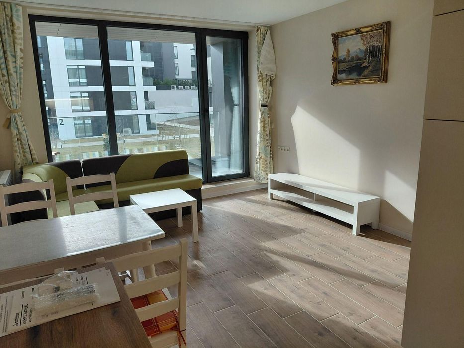 Дава се под наем Двустаен апартамент в София, Витоша - 60 кв.м за 648.21 € - Снимка #1