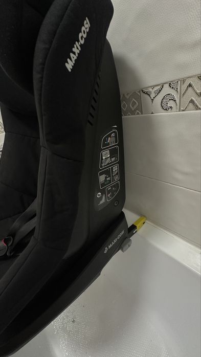 Автокресло Maxi Cosi