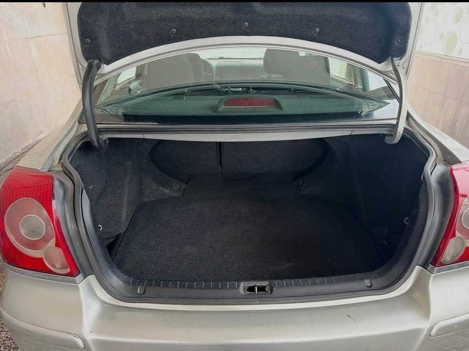 Toyota Avensis D4D, 2.2, 150 к. с.