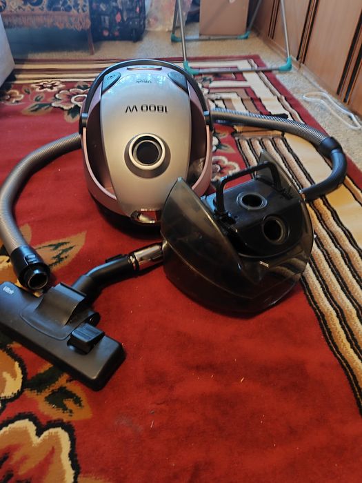 Пылесос vitek 1800