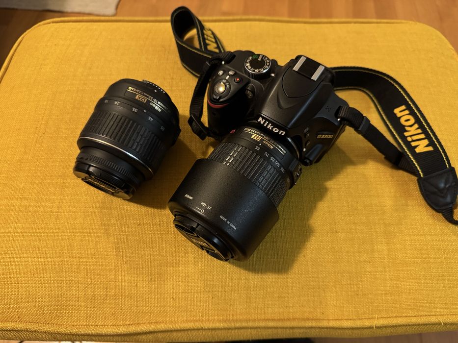 Nikon D3200 cu 2 obiective