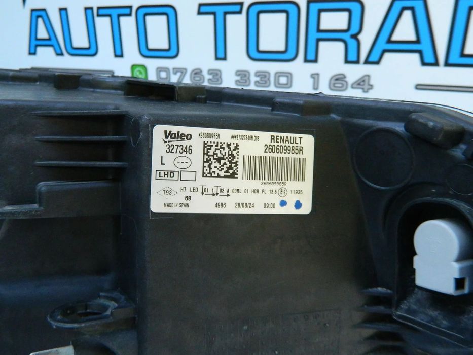 Far stanga cu lupa Renault Megane 4 an 2021 2022 2023 cod 260609985R