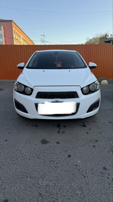 Продам автомобиль Chevrolet Aveo 2015г
