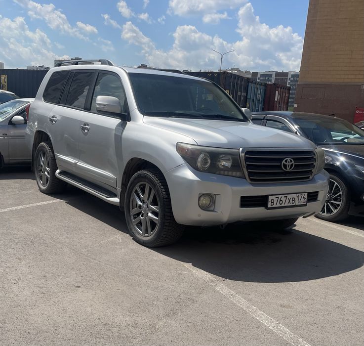 Тойта Ланд Крузер