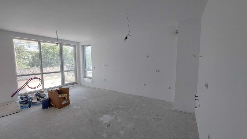 Продава се Тристаен апартамент в Бургас, Славейков - 115 кв.м за 1144 €/кв.м - Снимка #3