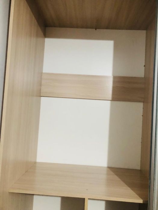 Шкаф-купе с зеркалом