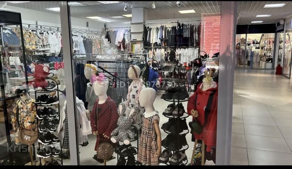 Продам будик детская люксовая одежда