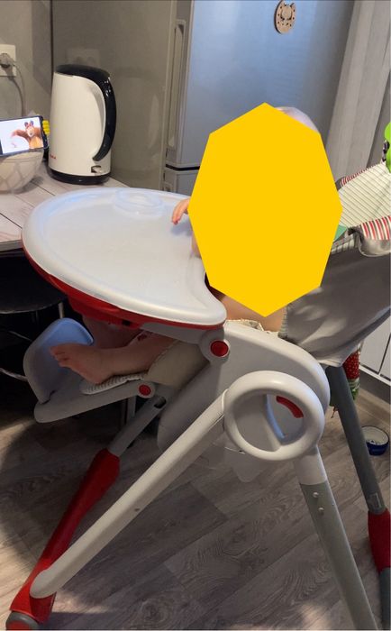 Детский стульчик для кормления