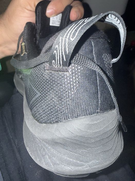 Asics Running goretex