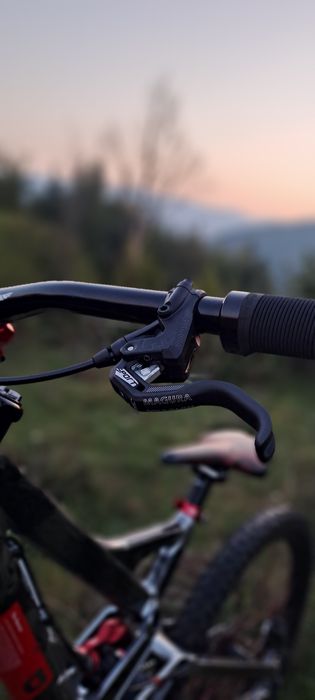 Bicicleta UMF duncan 2 downhill