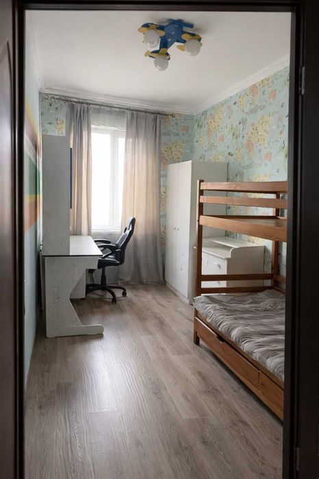 Продаётся 3-комнатная, ТТЗ-1 (3-я линия от дороги)