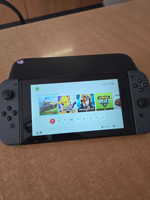 Nintendo Switch + 20 игри и Utube