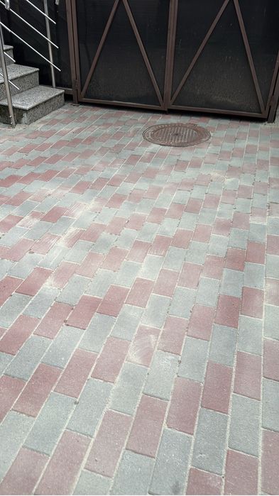 Servicii de curățare cu presiune