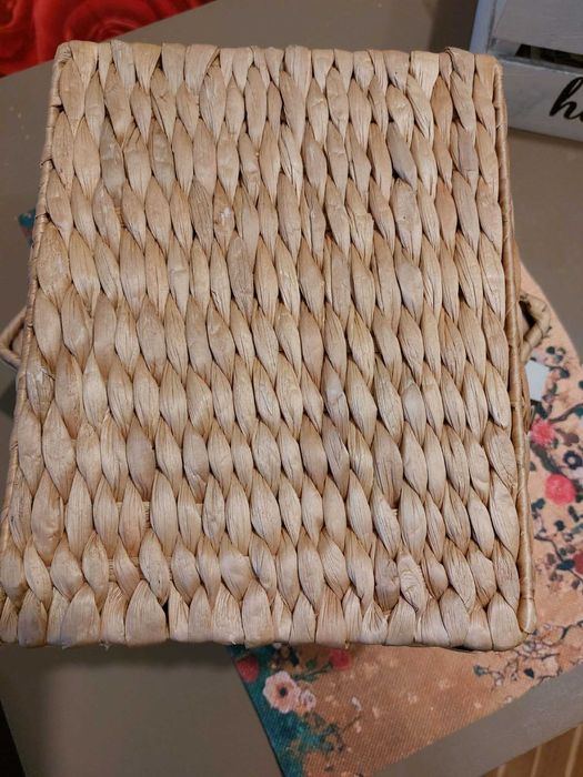 Нови плетени кошници от естествен материал