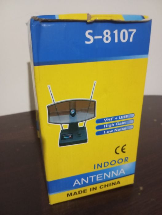 Антена для ТВ домашняя