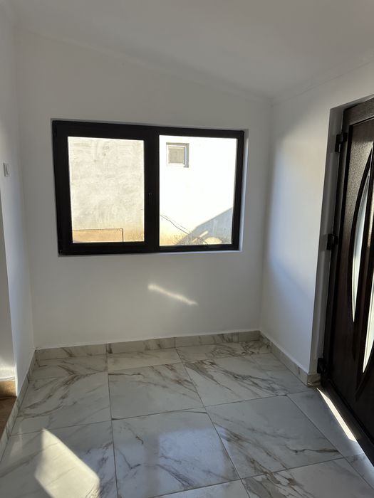 Dau in chirie casa im episcopia
