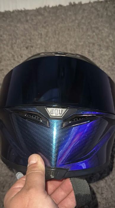 Vând cască moto agv pista