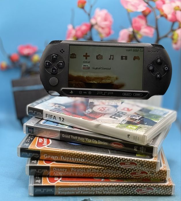 Конзола Sony PlayStation Portable (PSP Street) – E1004 + 5 игри