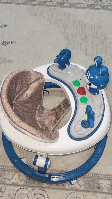 Ходунок детский почти новый