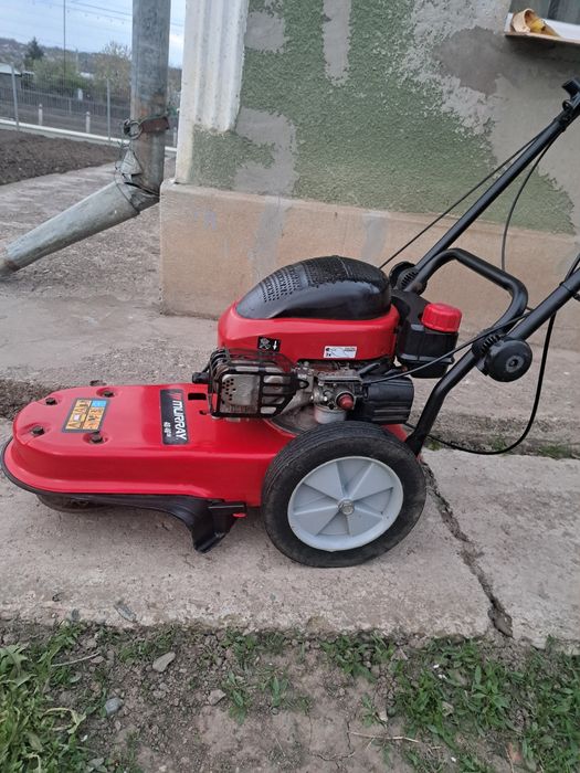 Motocoasa iarba înaltă