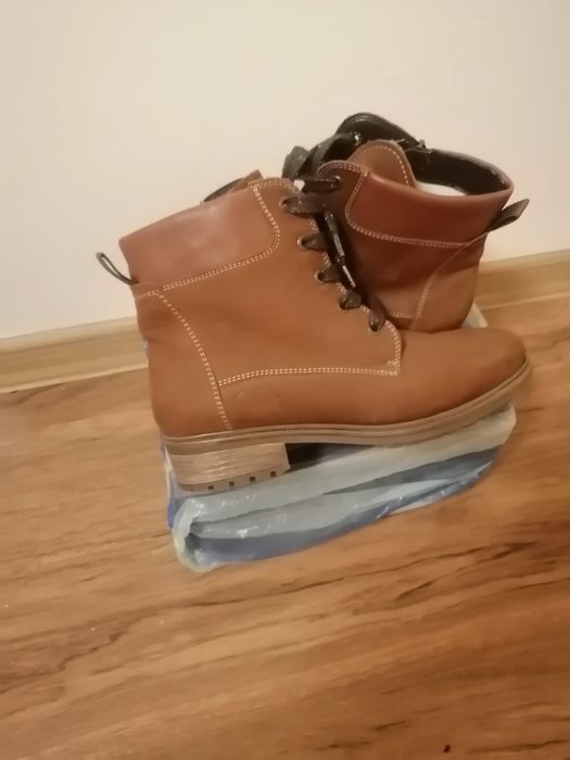 Дамски боти на марка Аra