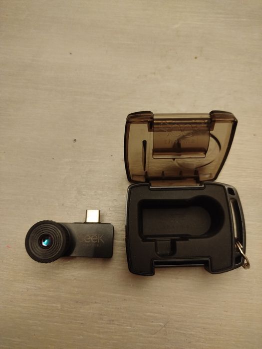 vand camera termica cu termo viziune profesionala seek thermal compact