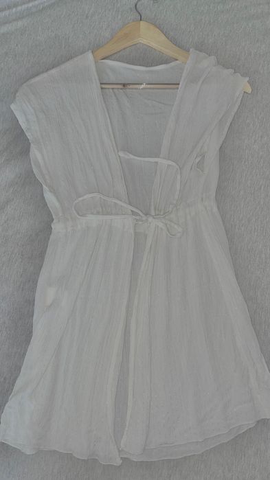 Горнище и долнище удобно за плаж