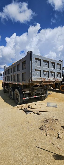 Самосвал Howo Sinotruk