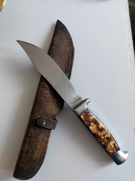 Стар ловен нож . На Велико Търново