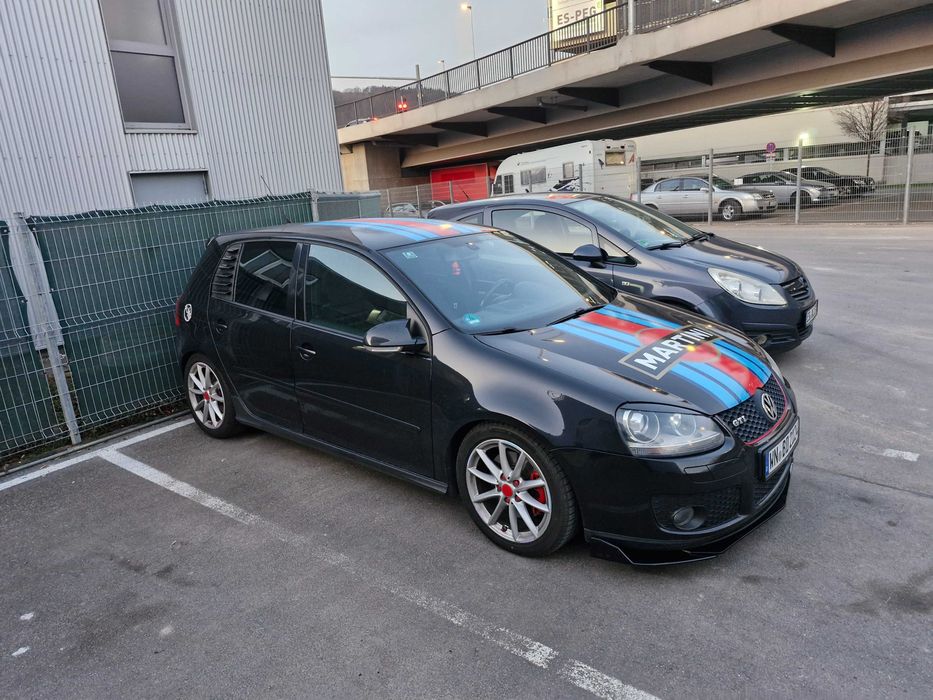 Vând golf 5 GTI