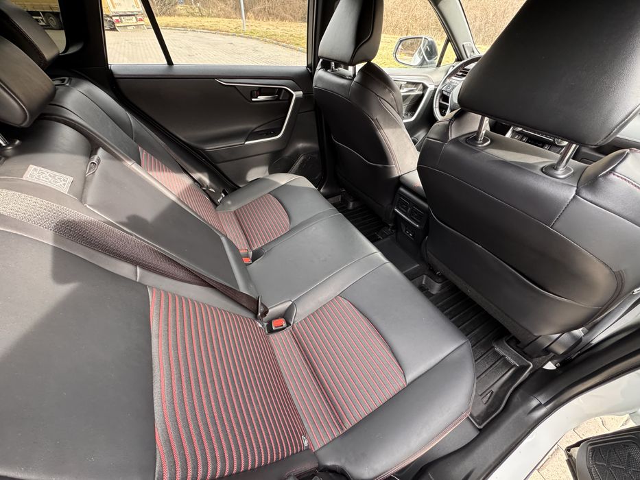 Toyota Rav4 2.5 Plug in Hybrid Facelift 2023 fara avarii