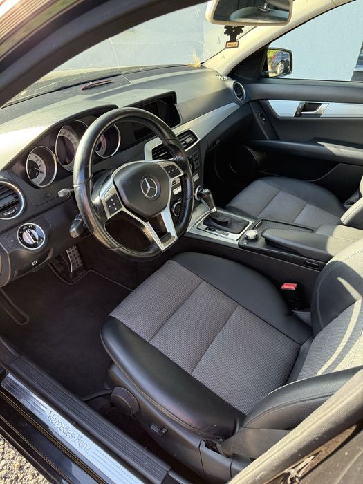Mercedes Benz C-class C250 4matic AMG