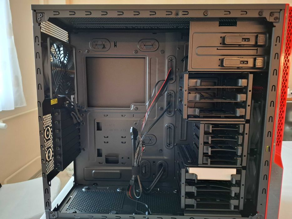 Кутия за компютър SuperChassis GS5B-000R нова