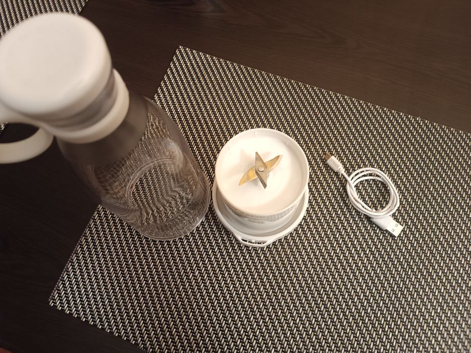 Шейкър за фрапета и плодове