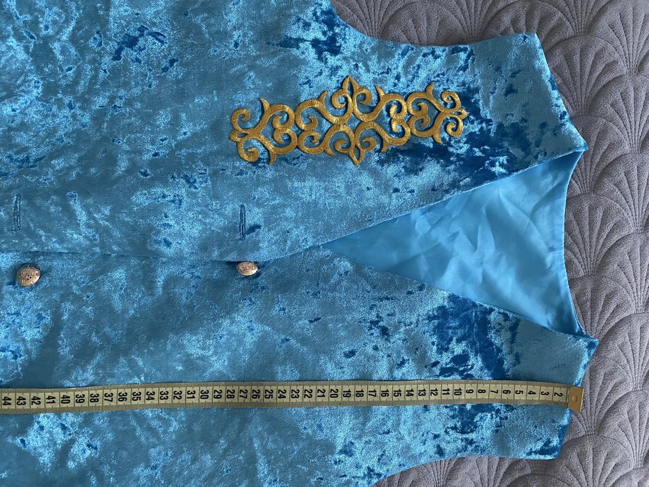 Қазақтың камзолы ұлдарға 3000т