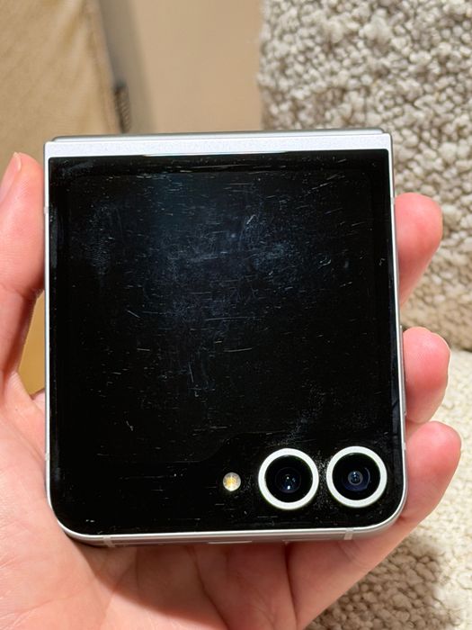 Samsung Galaxy Flip 6 256gb