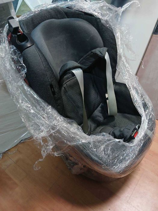 Детски стол за автомобил