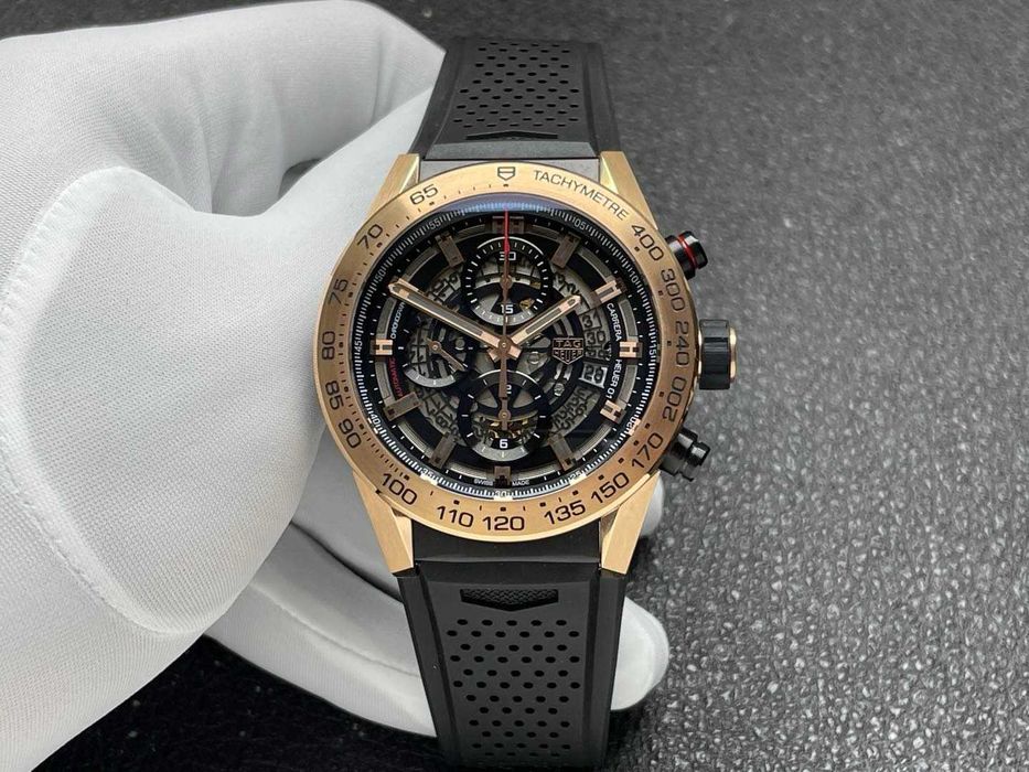 Tag Carrera Skeleton златисто/черно