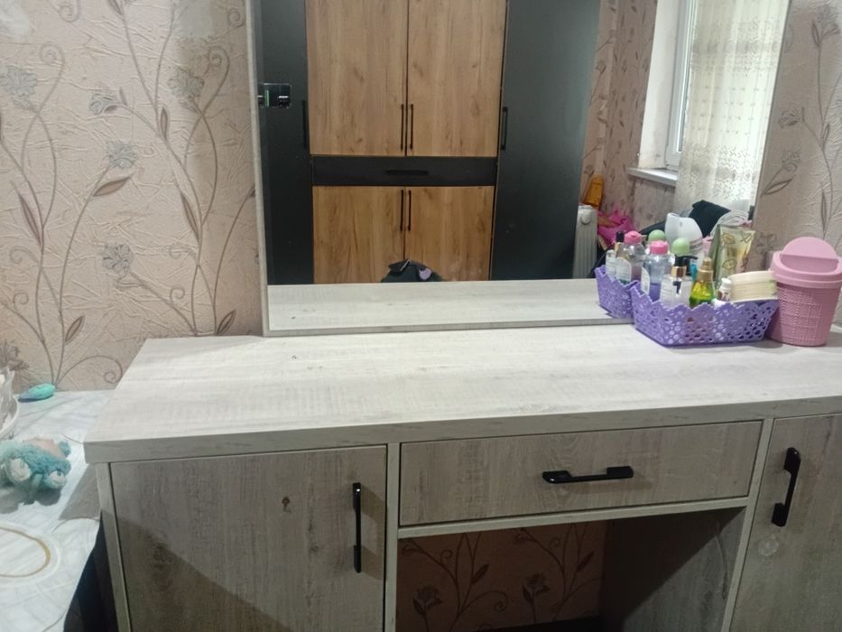 Mebel dlya spalniy I trimo