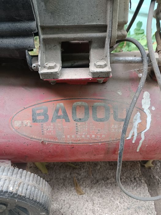 Продам компрессор б.у